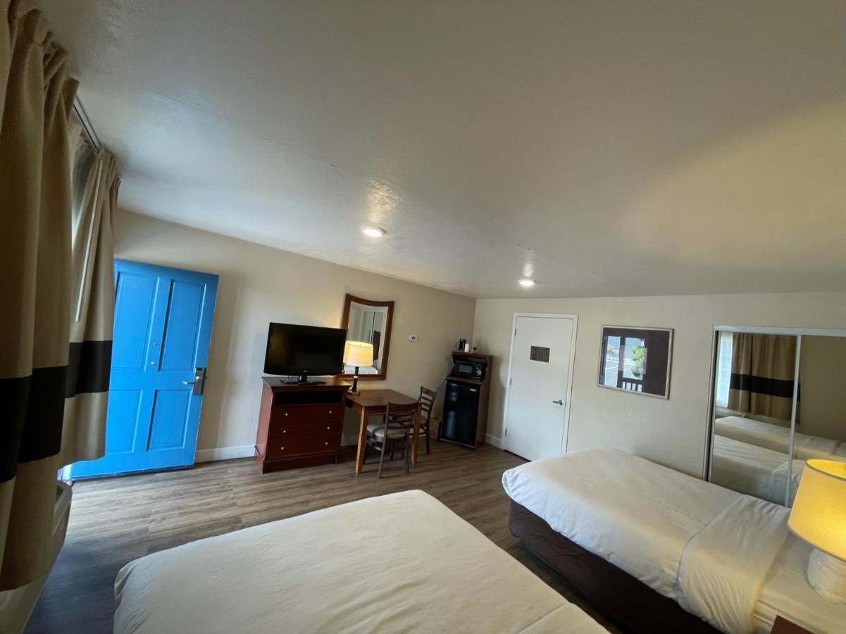 מונטריי Blu Pacific Hotel מראה חיצוני תמונה